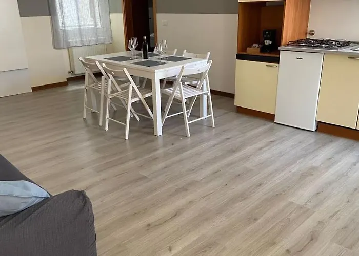 Apartment Tramway 1- Center *